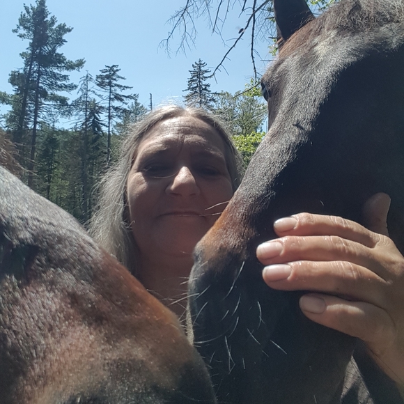 Meet your Posh Ambassador, Angela - Picture 1 of 1